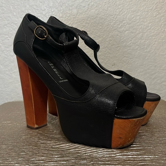 Jeffrey Campbell Shoes - Jeffrey Campbell Lita platform sandals